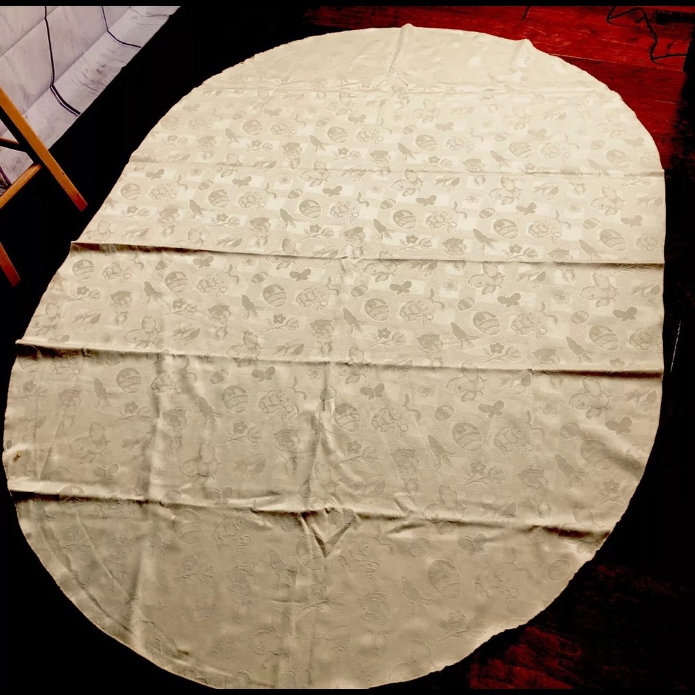Easter Tablecloth - Picture 4 of 9